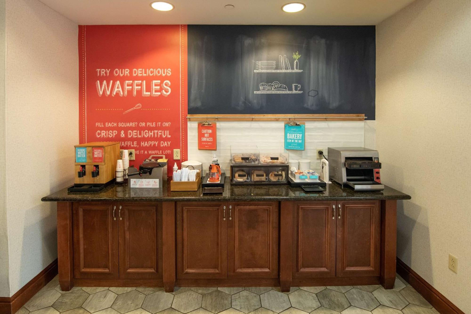 Hampton Inn Presque Isle Exterior foto